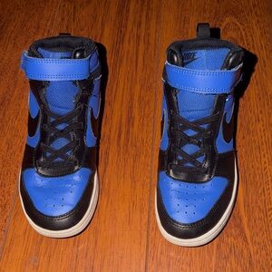 Nike Kids Black and Blue Sneakers